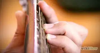 Play "Hey There Delilah" on the Guitar